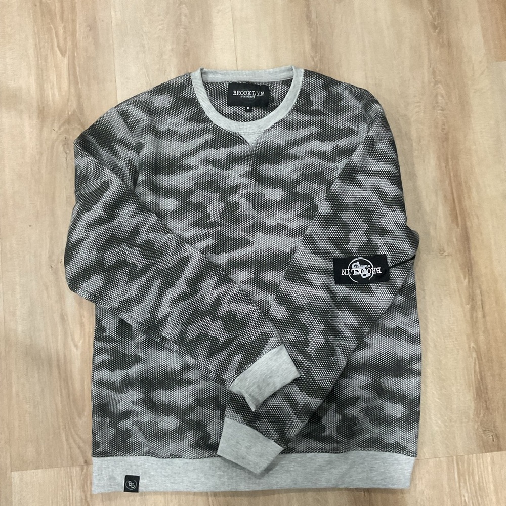 BROOKLYN STANDARD mens nwt camo black & gray pull over sweat shirt bundle 2 save